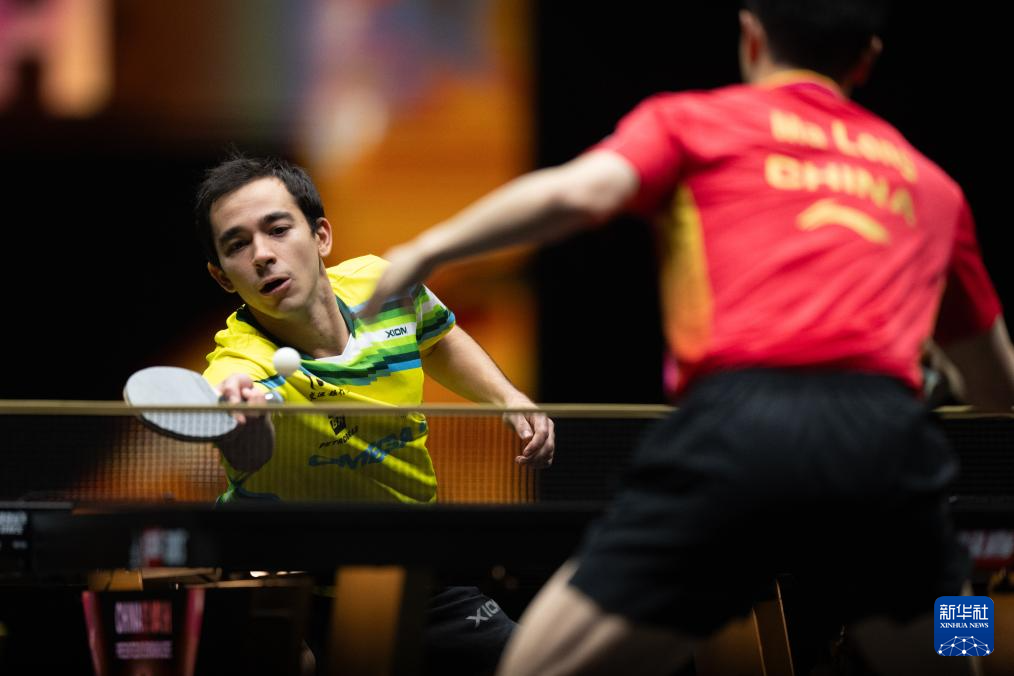 精心策划下 精心策划下