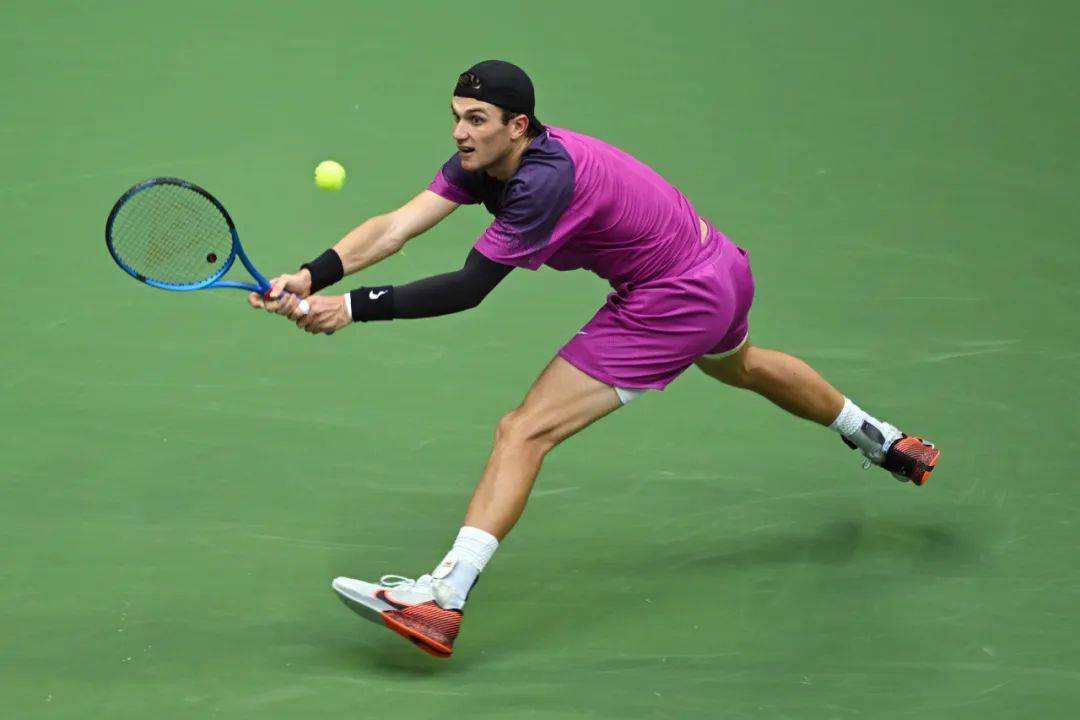 多方竞争 多方竞争